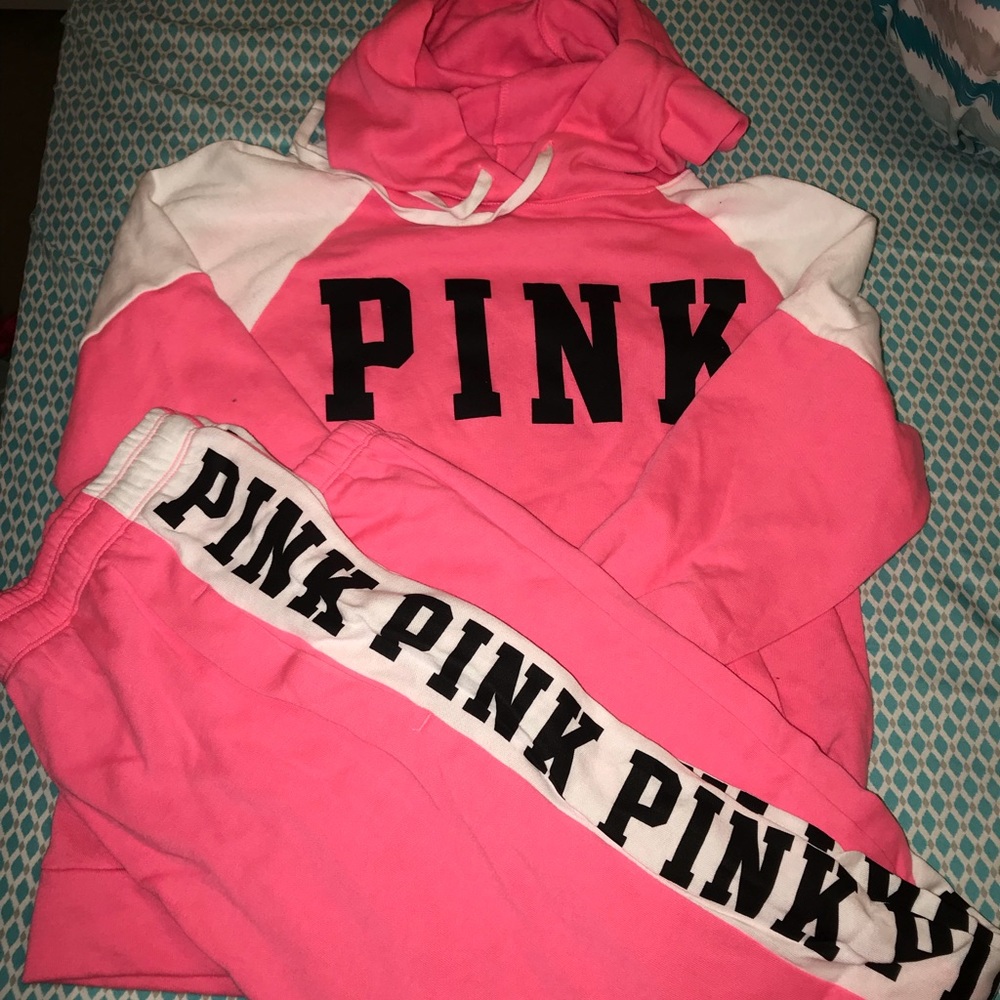 Victoria Secret Sweat Outfit